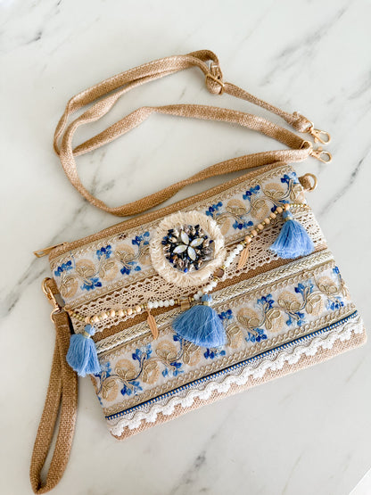 Pochette Bohème Chic Brodée Calypso – Perles, Franges & Détails Dorés