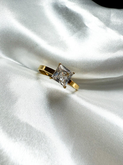 Bague QUEEN