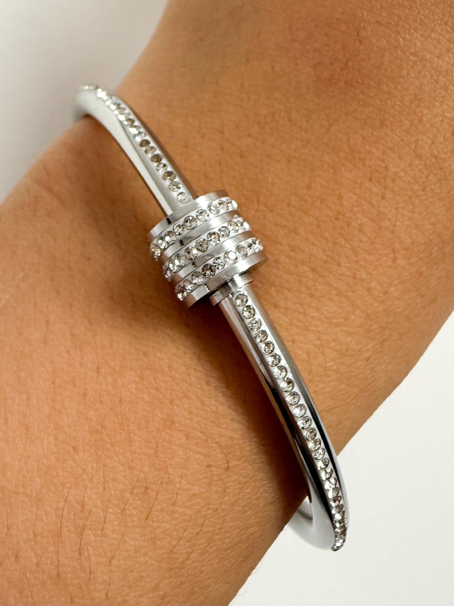 Bracelet jonc DUBAI - Doré avec Strass – Éclat Raffiné